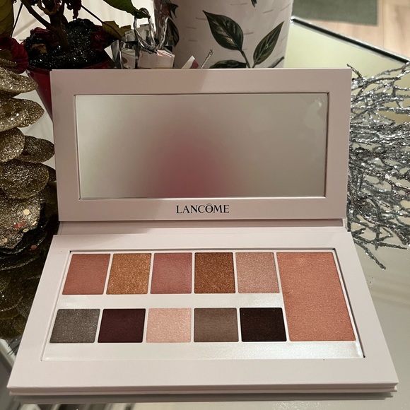 Limited Edition pretty LANCÔME holiday eyeshadow and blush palette 2023 New NIB - Picture 1 of 6